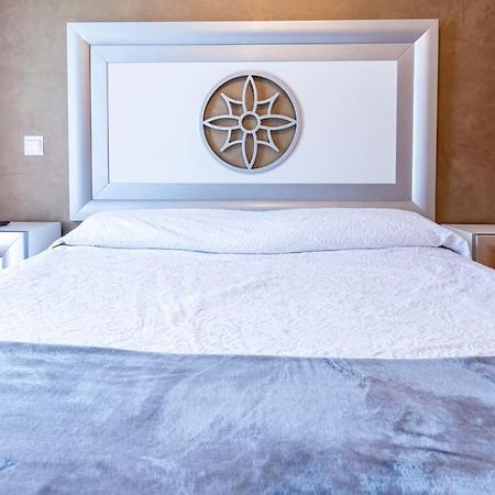 Apartamento En El Corazon De La Ciudad Con Parking Santander Bagian luar foto