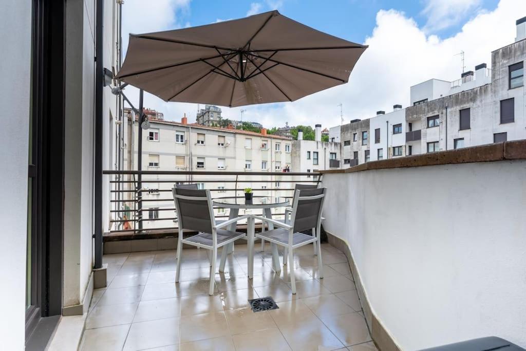 Apartamento En El Corazon De La Ciudad Con Parking Santander Bagian luar foto